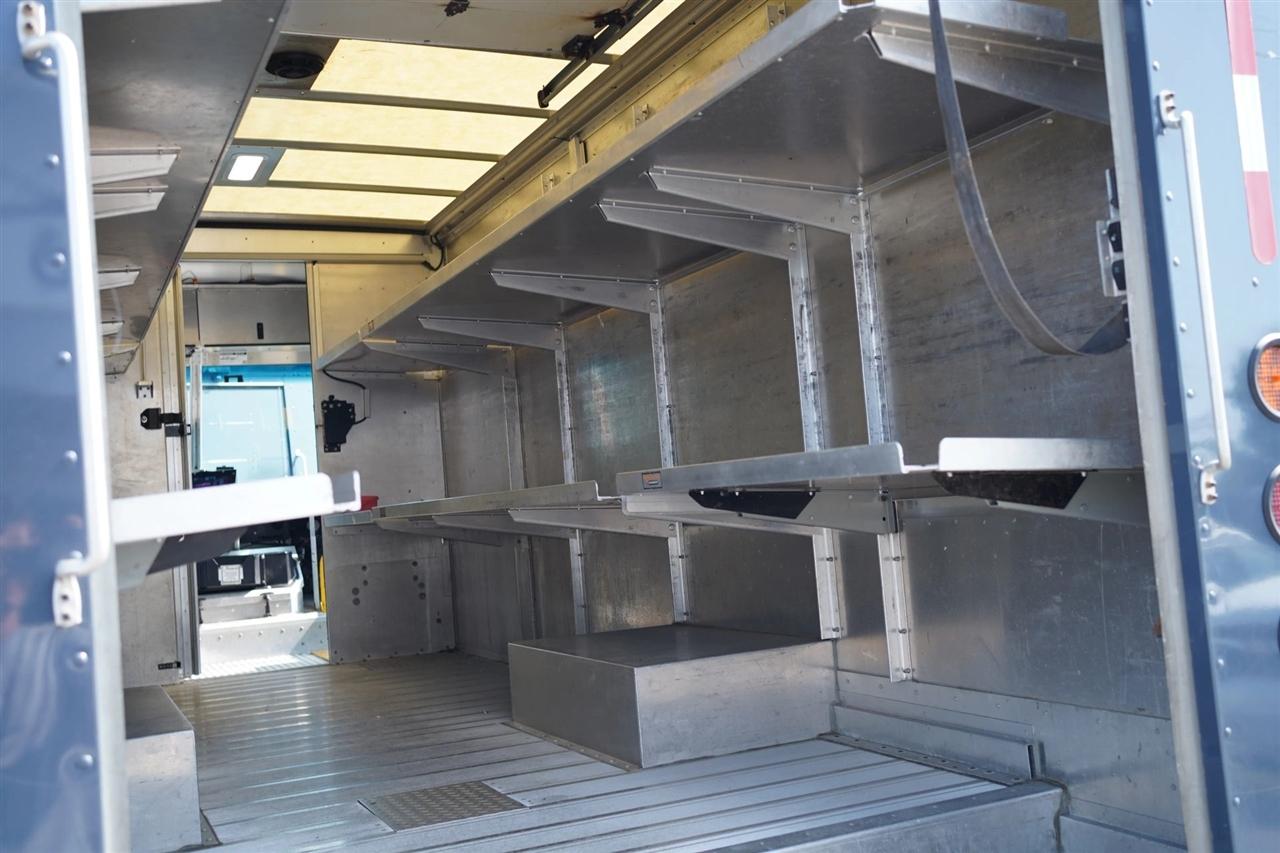 Ford Stripped Chassis  2021