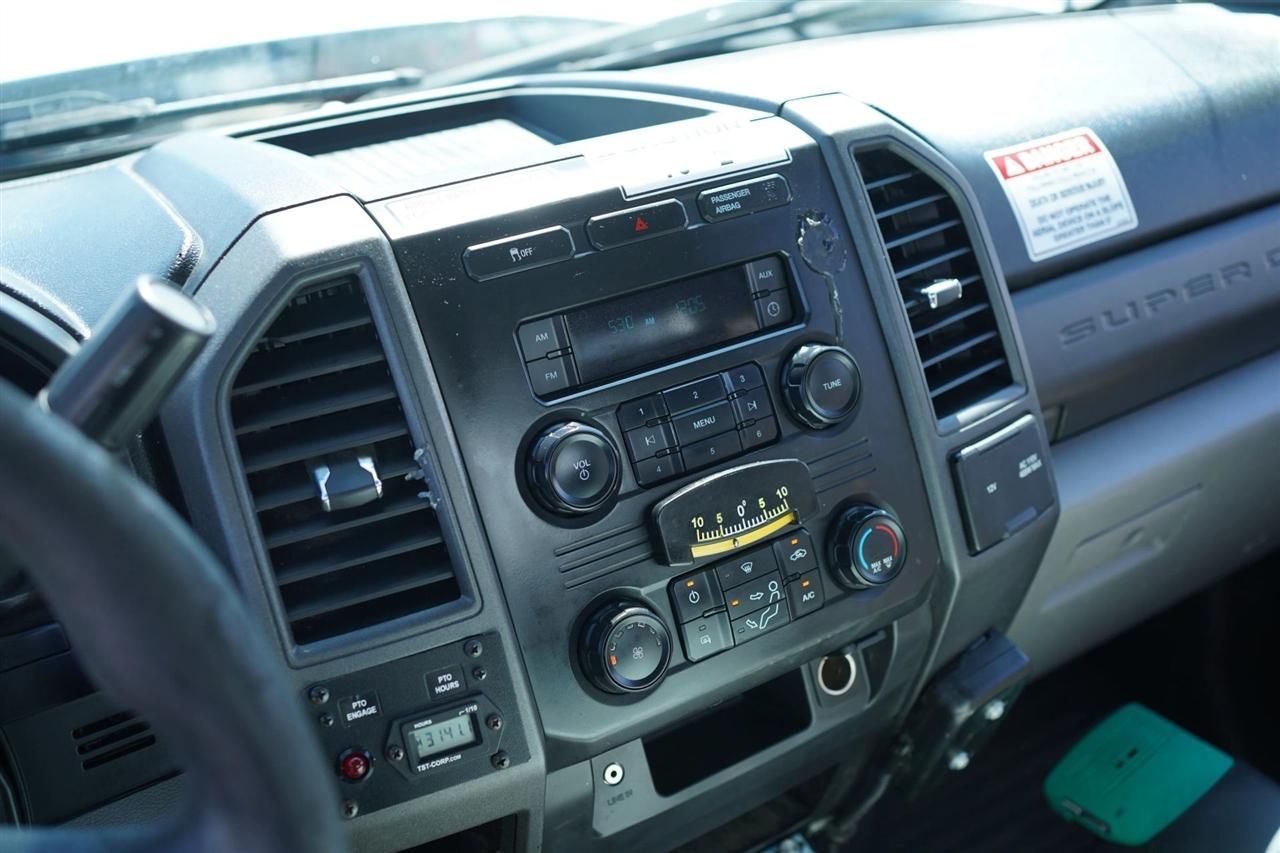 Ford F-450 SD Regular Cab DRW 4WD 2017
