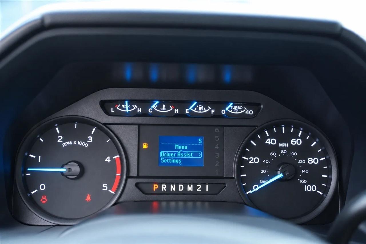 Ford F-450 SD Crew Cab DRW 4WD 2019