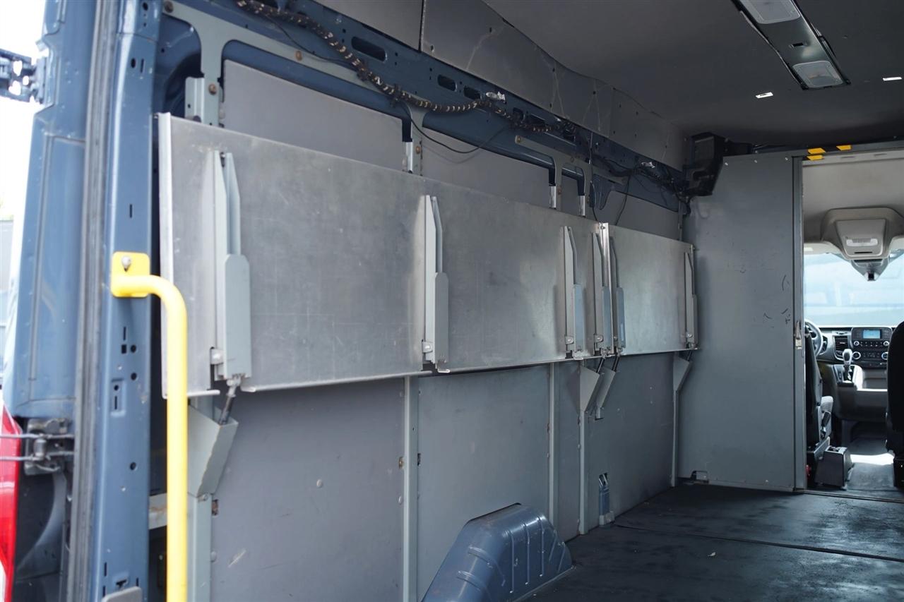 Ford Transit 250 Van High Roof w/Sliding Pass. 148-in. WB EL 2020