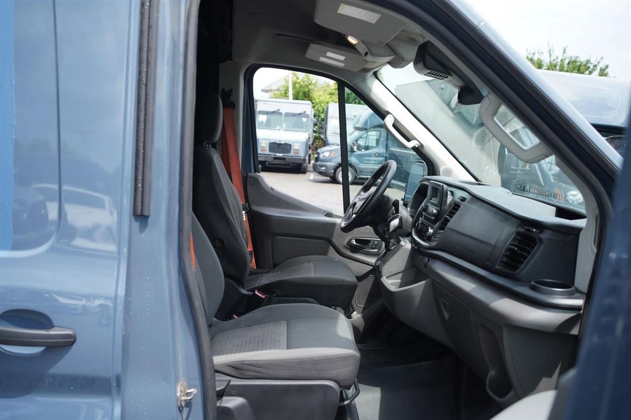 Ford Transit 250 Van High Roof w/Sliding Pass. 148-in. WB EL 2020