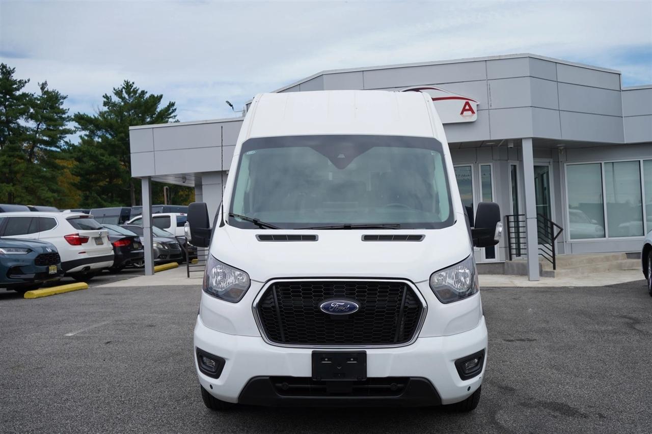 Ford Transit 350 Wagon High Roof XLT w/Sliding Pass. 148-in. WB 2024