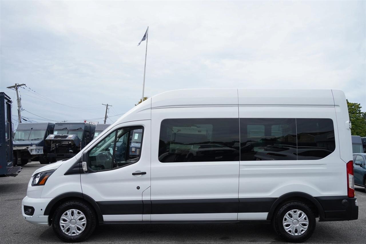Ford Transit 350 Wagon High Roof XLT w/Sliding Pass. 148-in. WB 2024