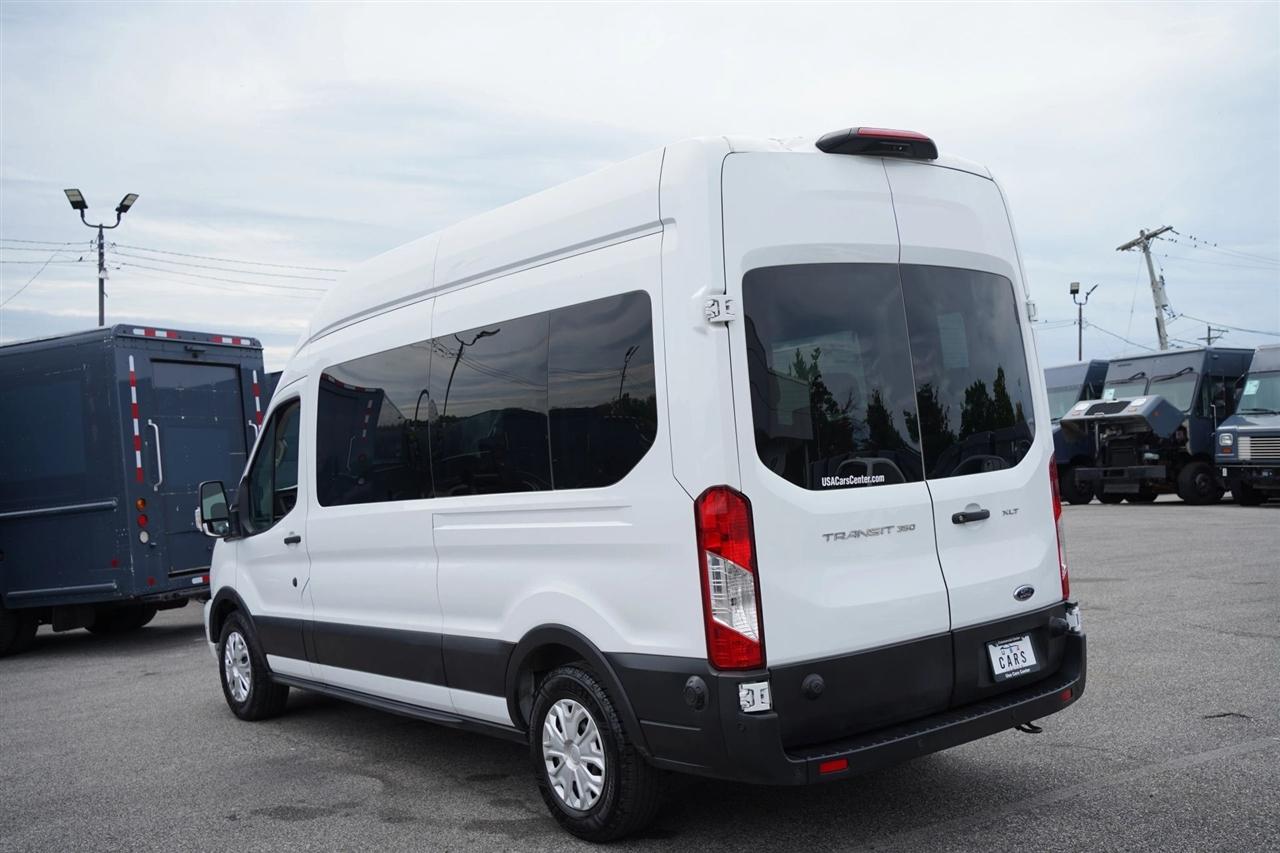 Ford Transit 350 Wagon High Roof XLT w/Sliding Pass. 148-in. WB 2024