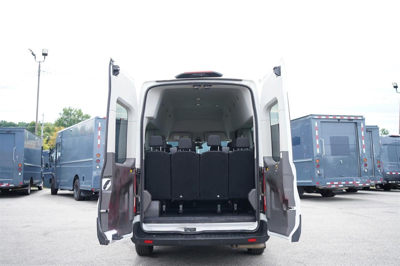 Ford Transit 350 Wagon High Roof XLT w/Sliding Pass. 148-in. WB 2024