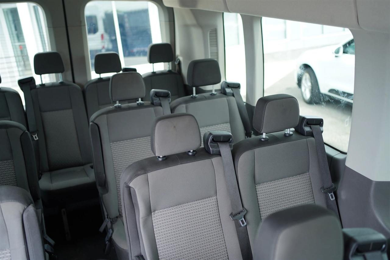 Ford Transit 350 Wagon High Roof XLT w/Sliding Pass. 148-in. WB 2024