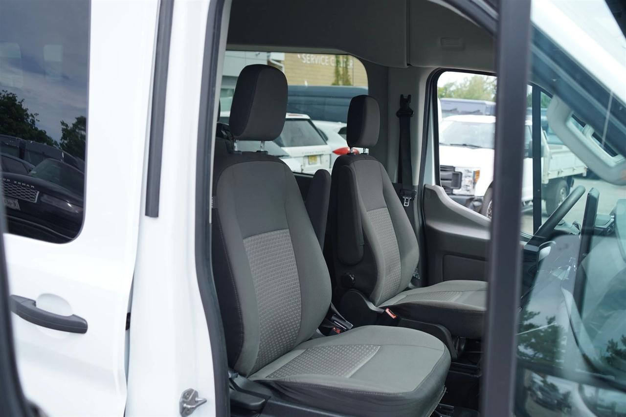 Ford Transit 350 Wagon High Roof XLT w/Sliding Pass. 148-in. WB 2024