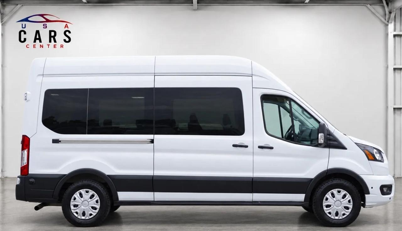 Ford Transit 350 Wagon High Roof XLT w/Sliding Pass. 148-in. WB 2024