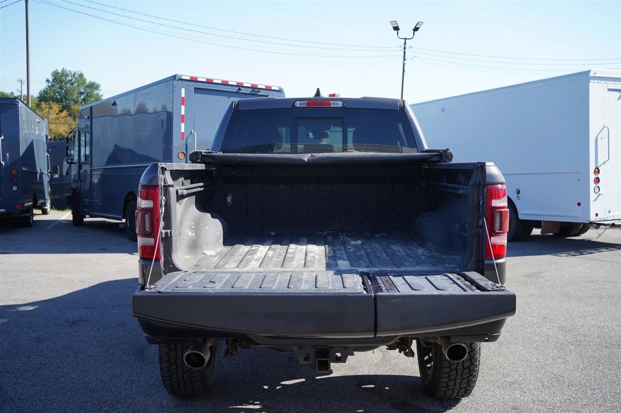 RAM 1500 Laramie Crew Cab SWB 4WD 2020