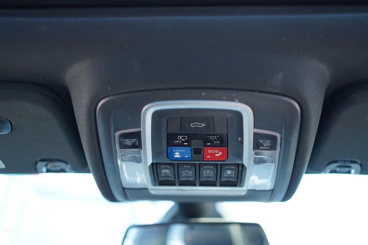 RAM 1500 Laramie Crew Cab SWB 4WD 2020