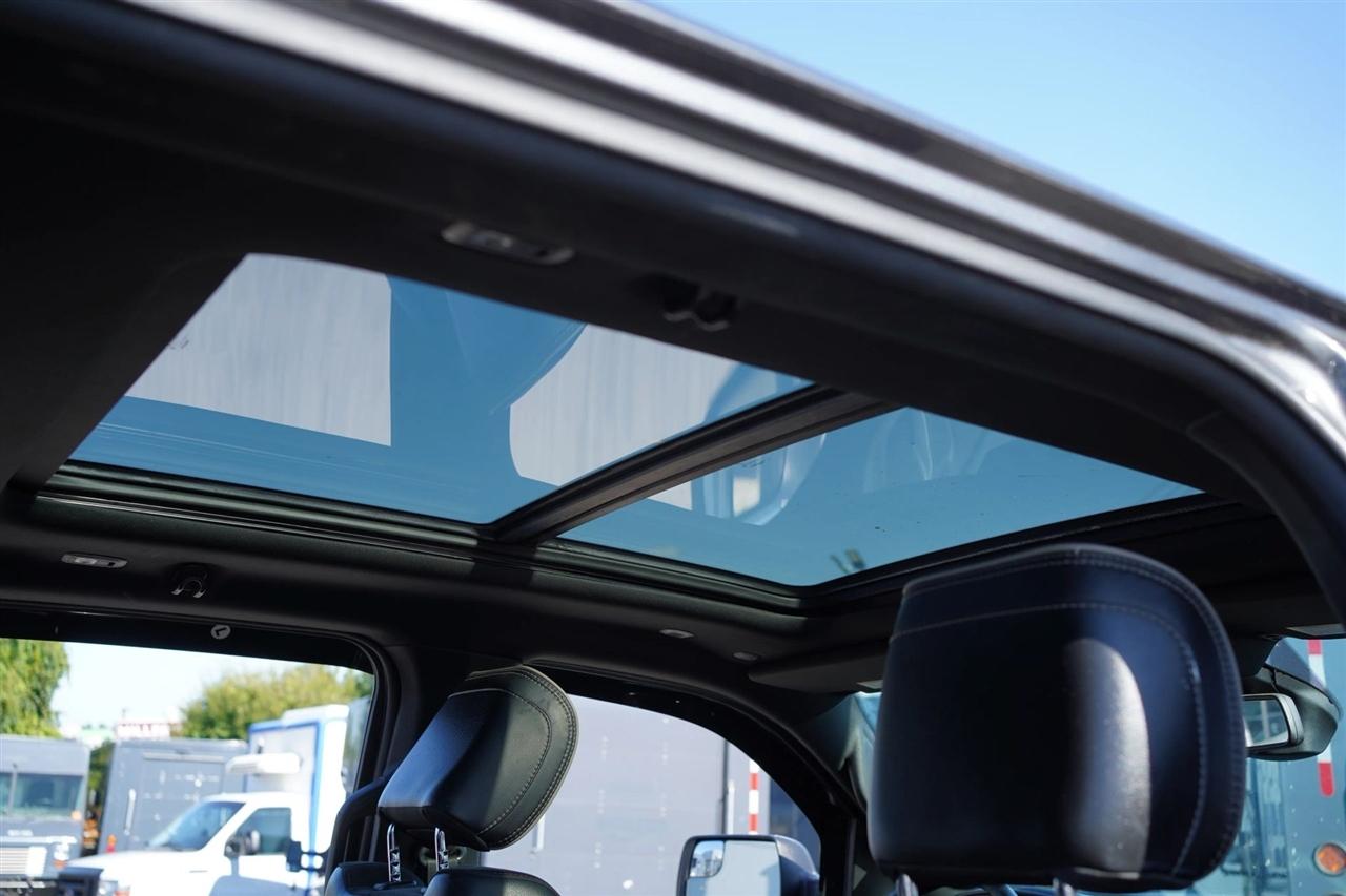RAM 1500 Laramie Crew Cab SWB 4WD 2020