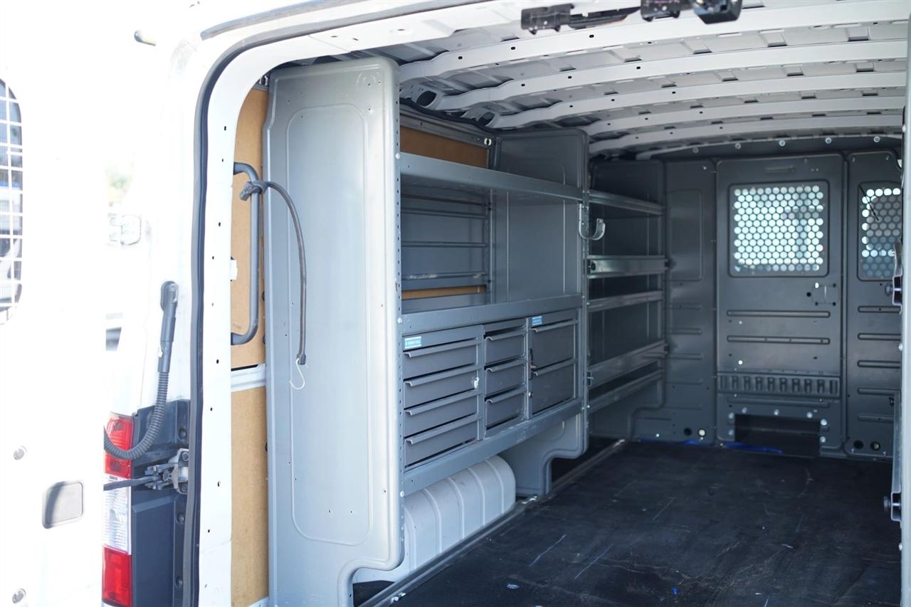 Nissan NV Cargo 1500 SV 2018