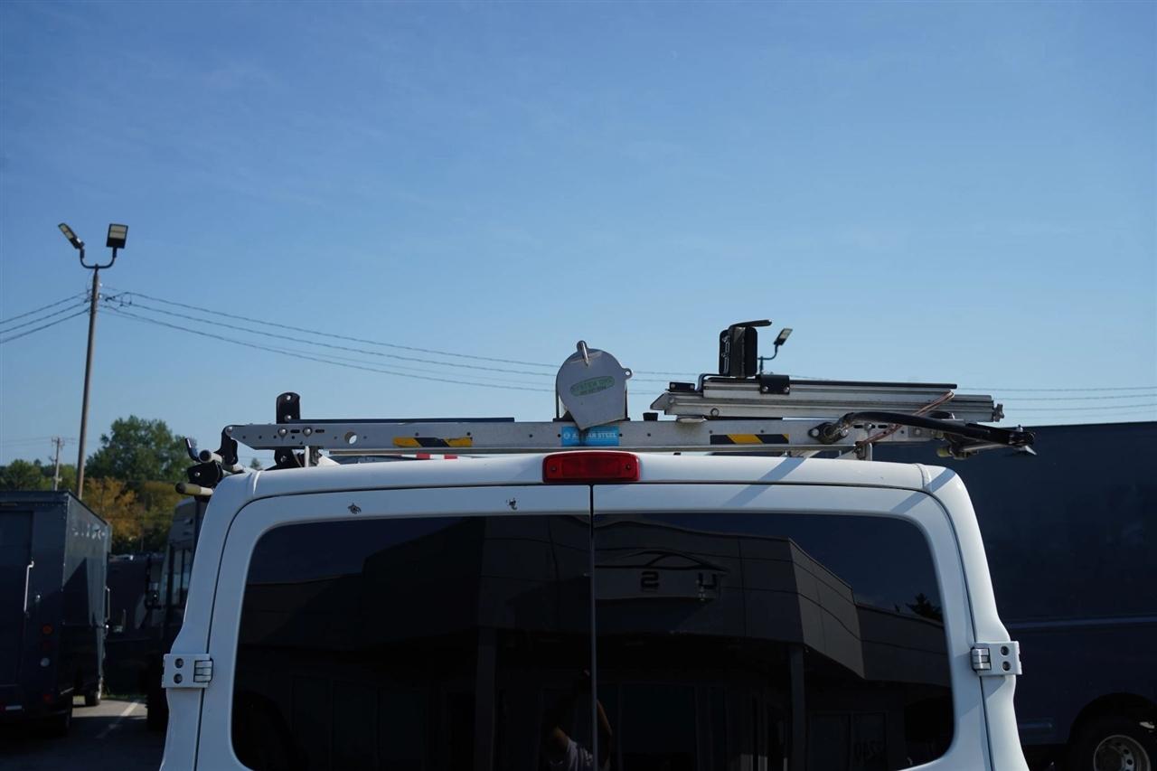 Nissan NV Cargo 1500 SV 2018