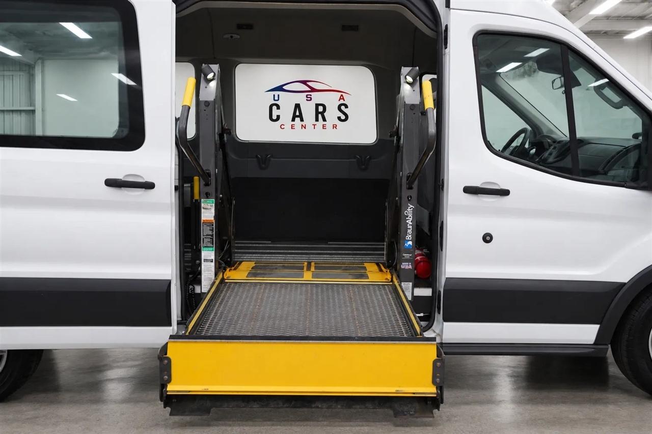 Ford Transit 350 Wagon Med. Roof XL w/Sliding Pass. 148-in. WB 2018