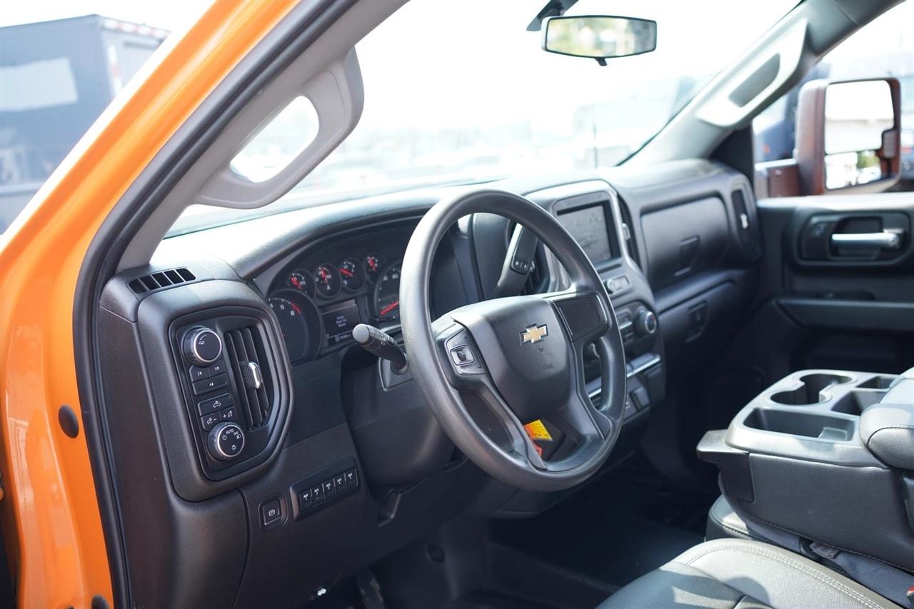 Chevrolet Silverado 3500HD Work Truck Crew Cab 4WD 2022