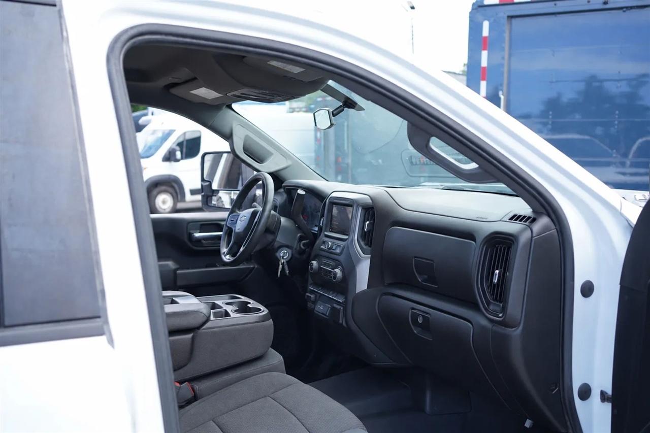 Chevrolet Silverado 3500HD Work Truck Crew Cab 4WD 2022