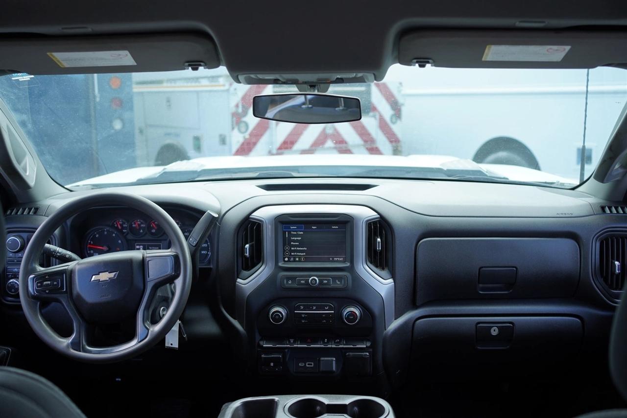Chevrolet Silverado 3500HD Work Truck Crew Cab 4WD 2022
