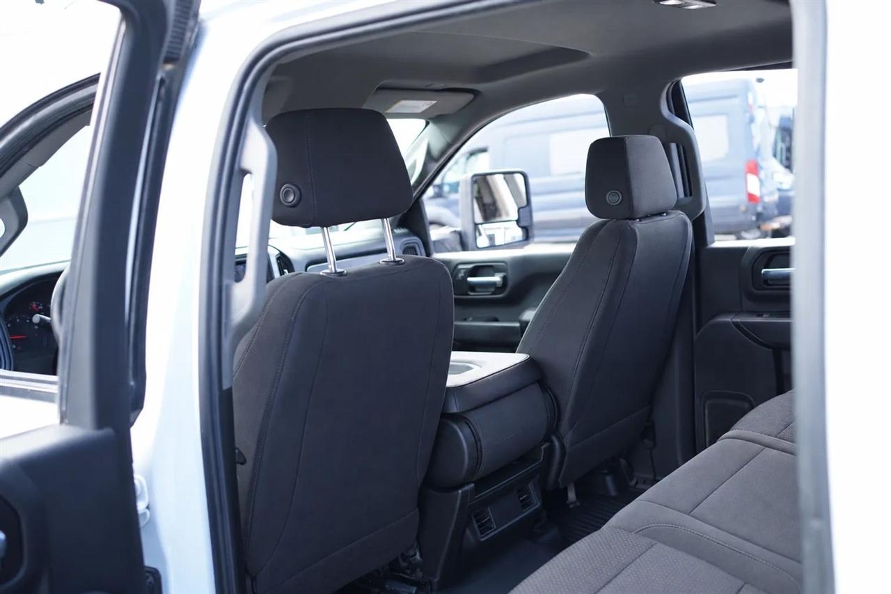 Chevrolet Silverado 3500HD Work Truck Crew Cab 4WD 2022