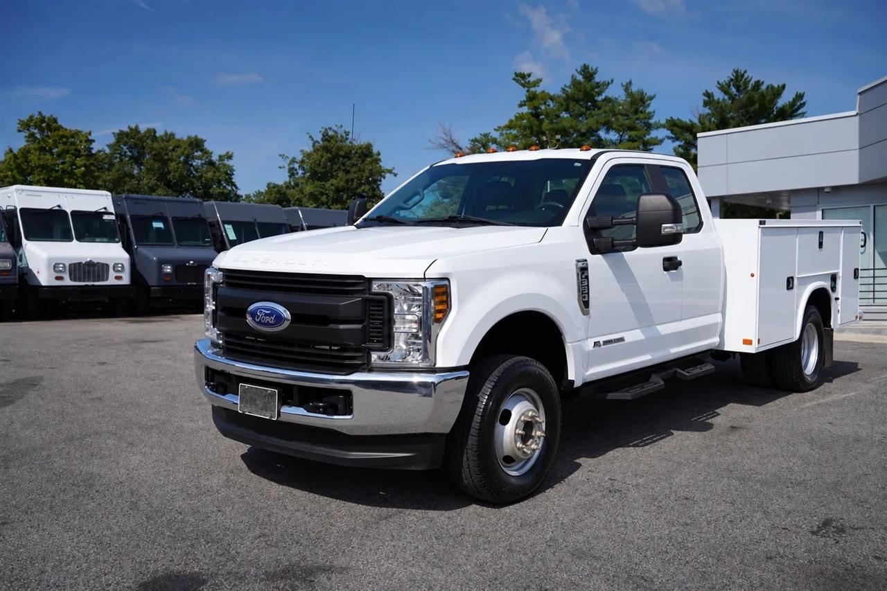 Ford F-350 SD XLT SuperCab Long Bed DRW 4WD 2019