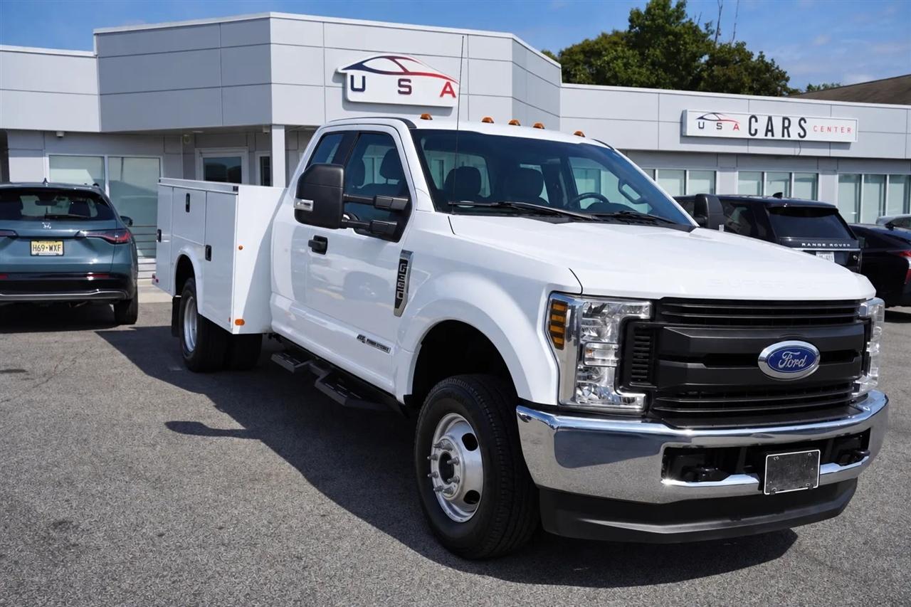 Ford F-350 SD XLT SuperCab Long Bed DRW 4WD 2019