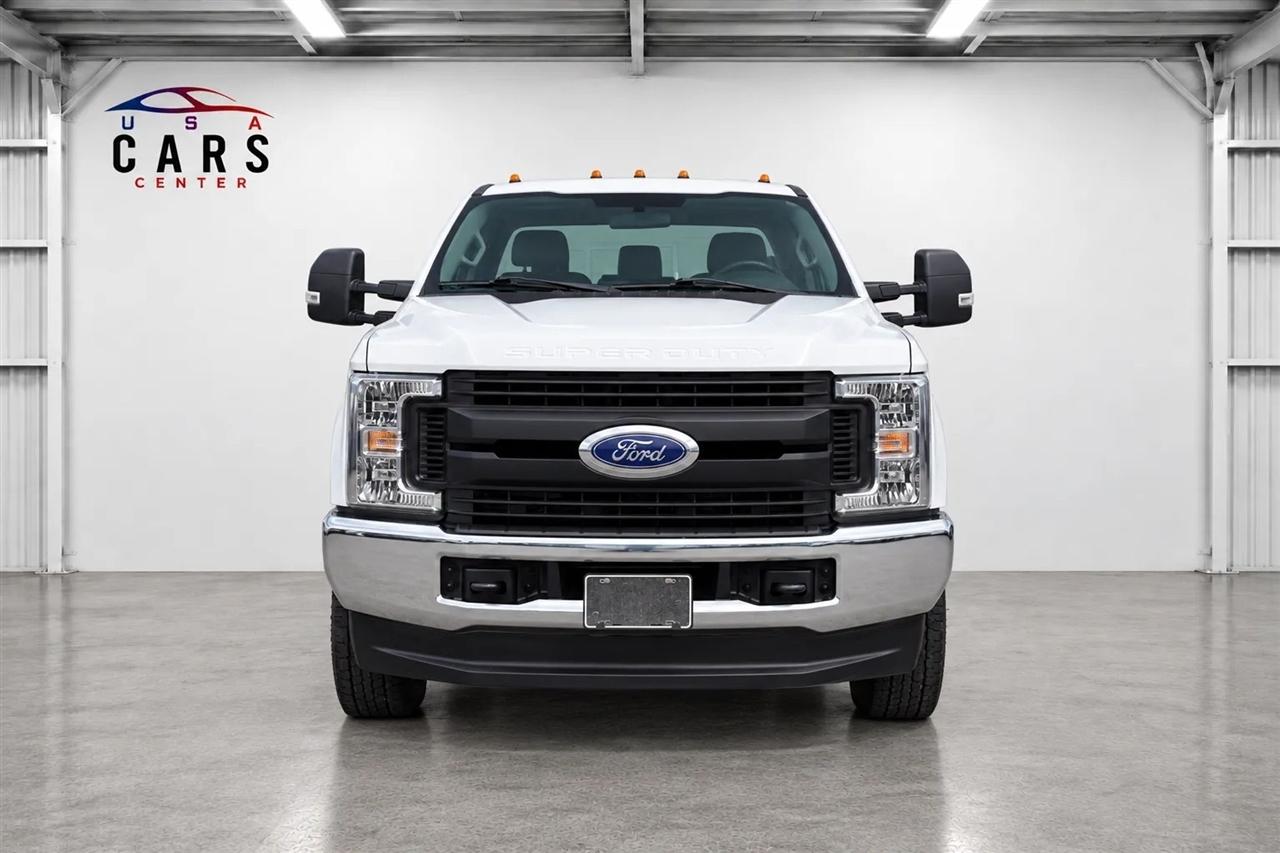 Ford F-350 SD XLT SuperCab Long Bed DRW 4WD 2019