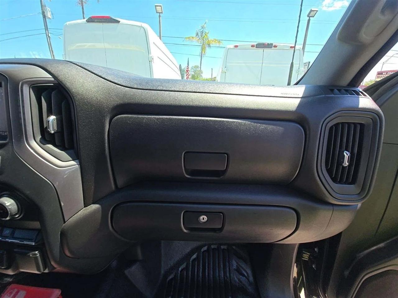 Chevrolet Silverado 3500HD Work Truck 4WD 2022