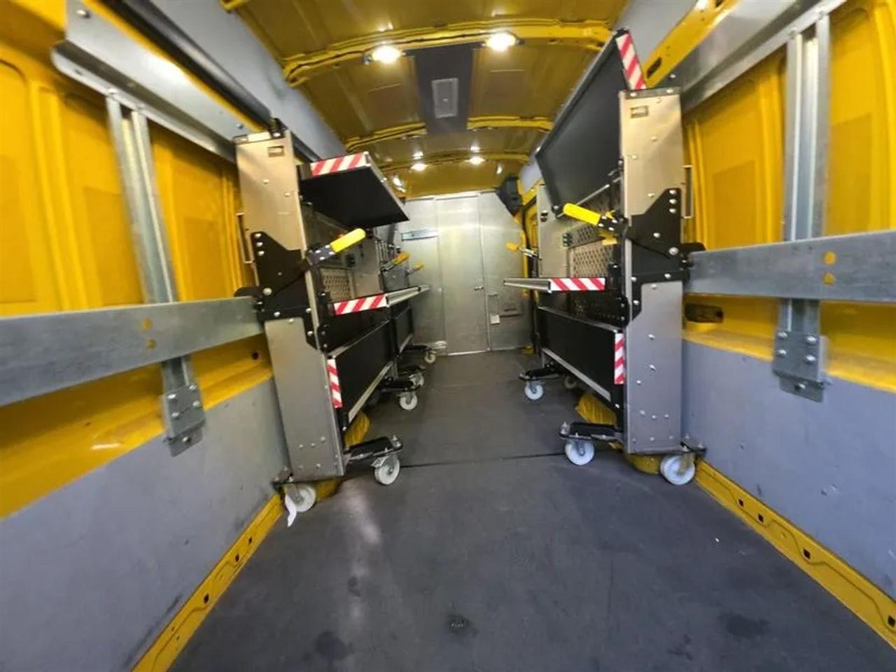 Ford Transit 250 Van High Roof w/Sliding Pass. 148-in. WB EL 2021