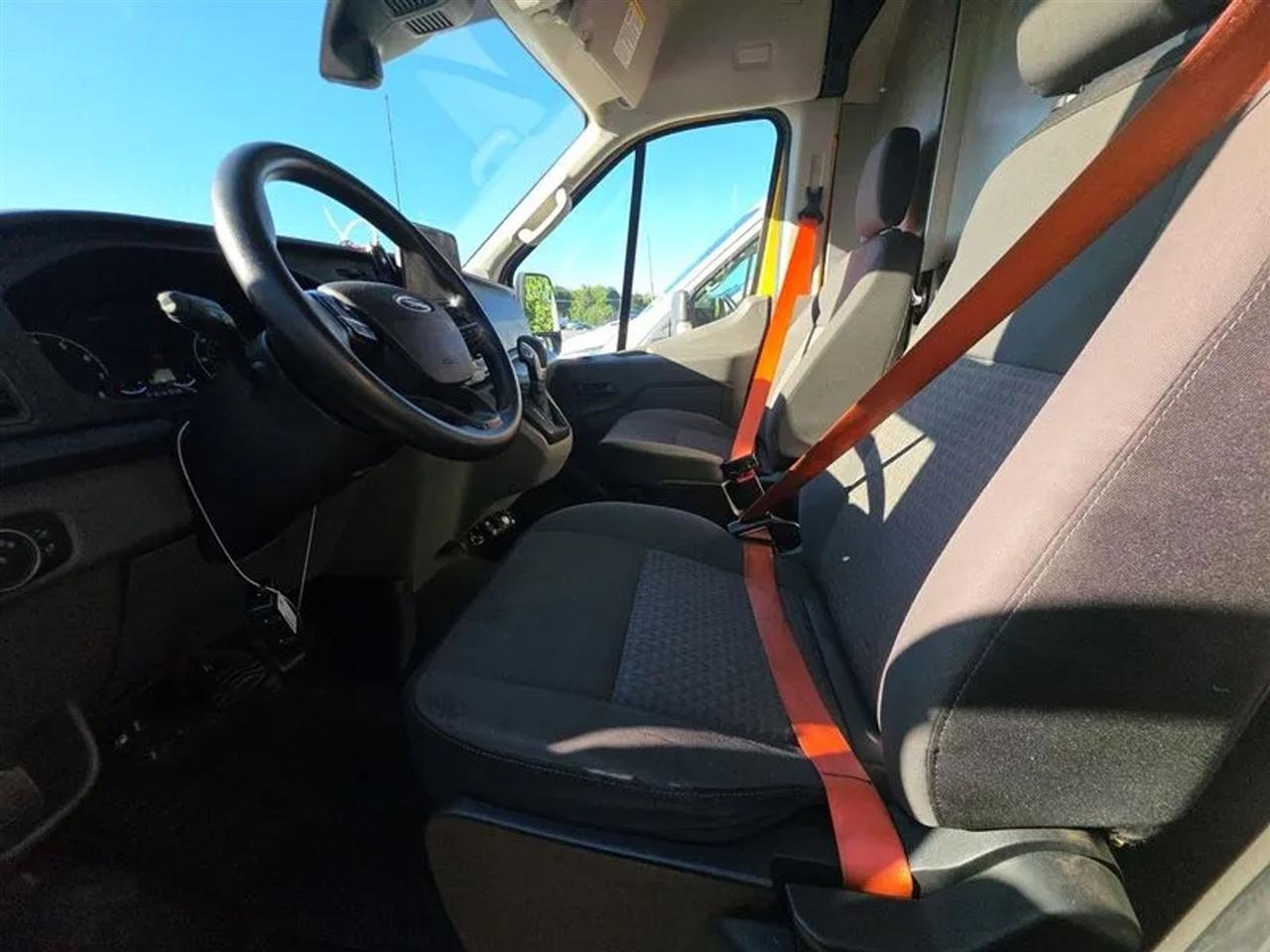 Ford Transit 250 Van High Roof w/Sliding Pass. 148-in. WB EL 2021