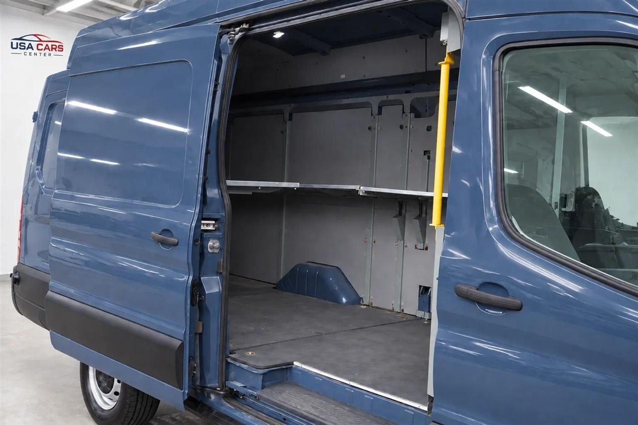Ford Transit 250 Van High Roof w/Sliding Pass. 148-in. WB EL 2020