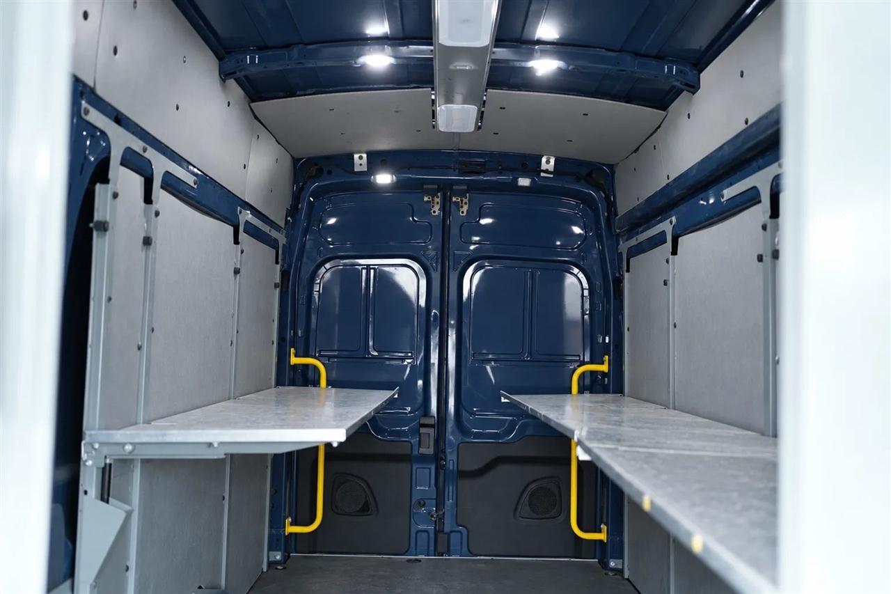 Ford Transit 250 Van High Roof w/Sliding Pass. 148-in. WB EL 2020