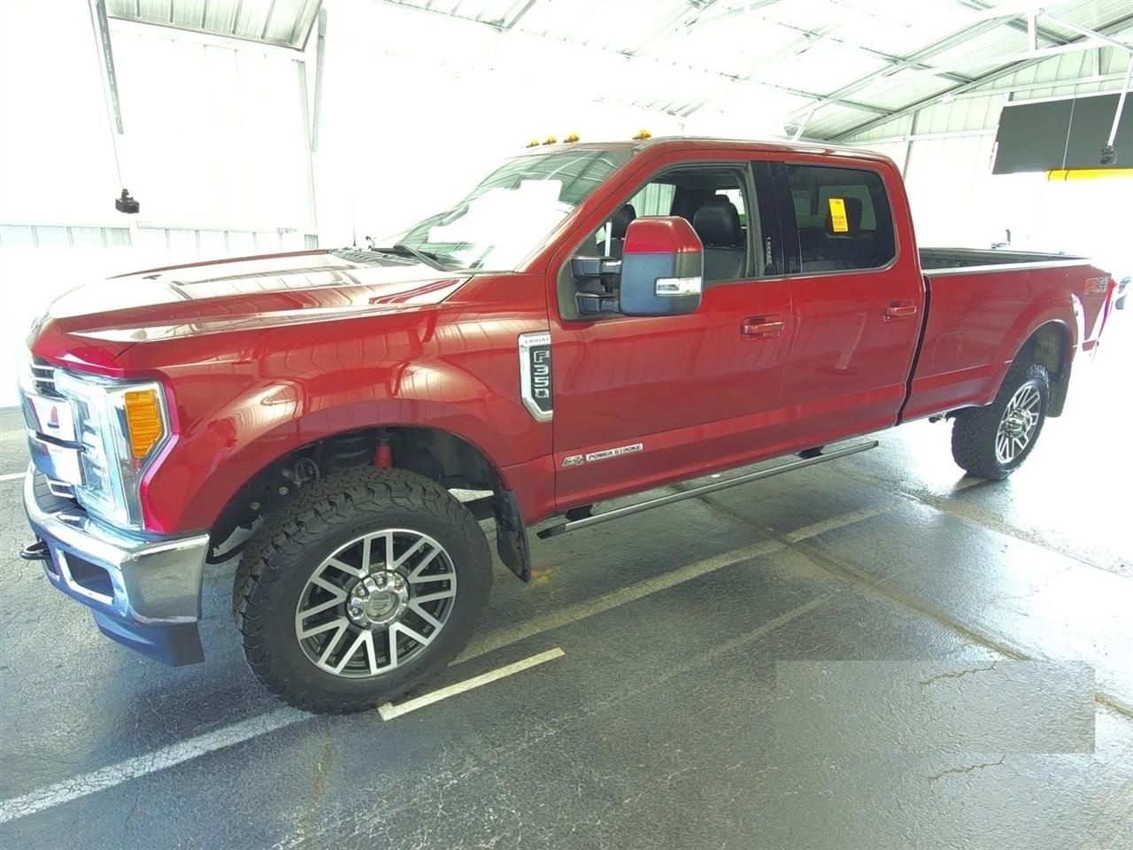 Ford F-350 SD Lariat Crew Cab 4WD 2017