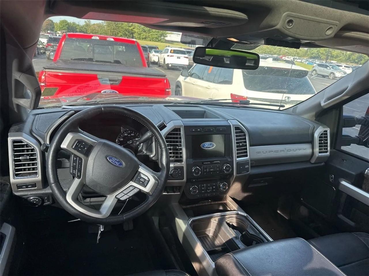 Ford F-350 SD Lariat Crew Cab 4WD 2017