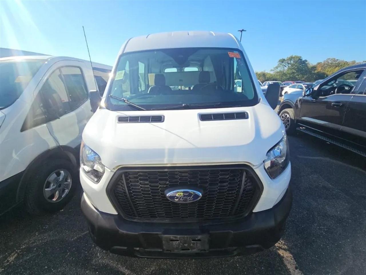 Ford Transit 250 Van Med. Roof w/Sliding Pass. 130-in. WB 2021
