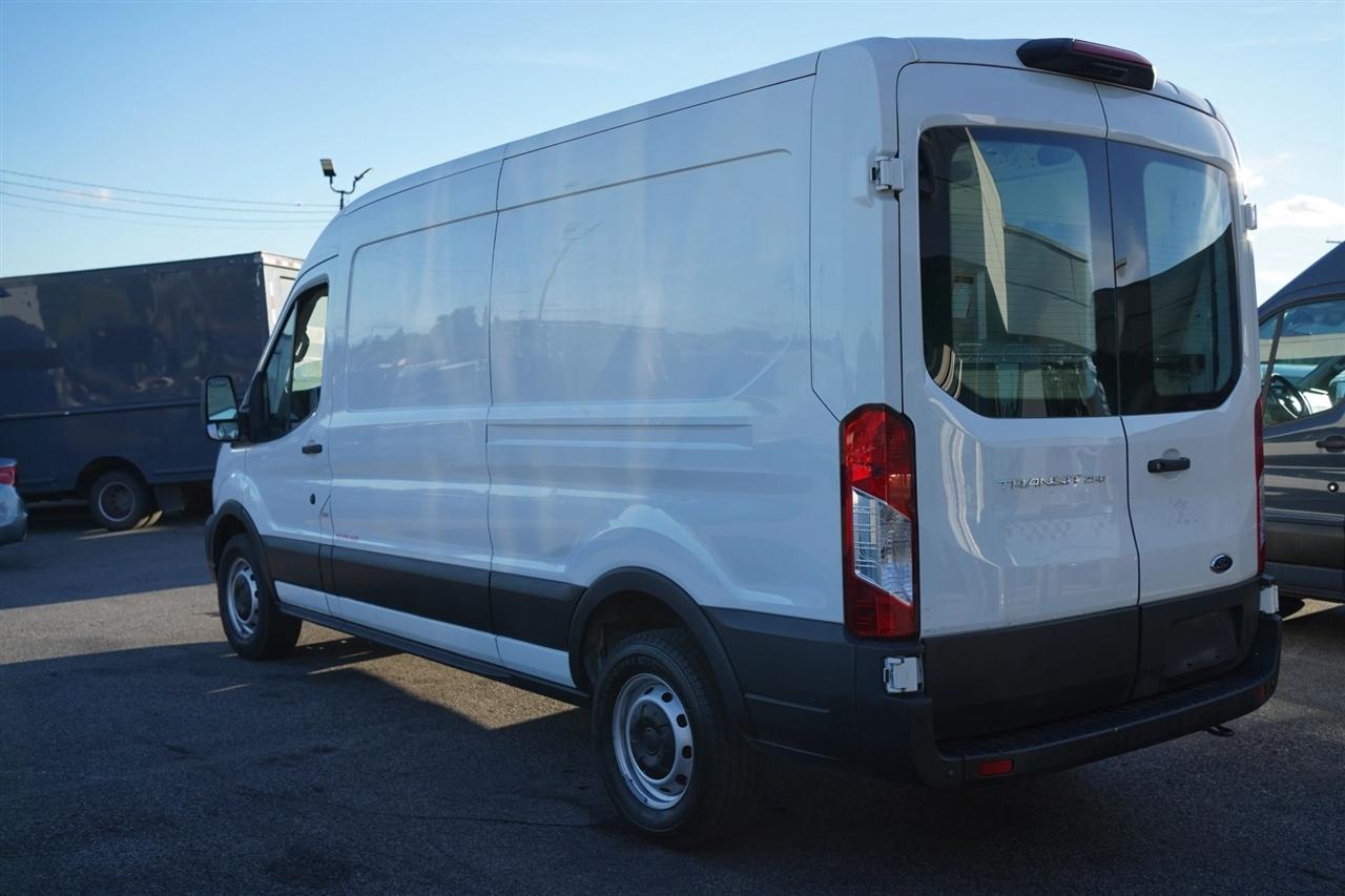 Ford Transit 250 Van Med. Roof w/Sliding Pass. 130-in. WB 2021