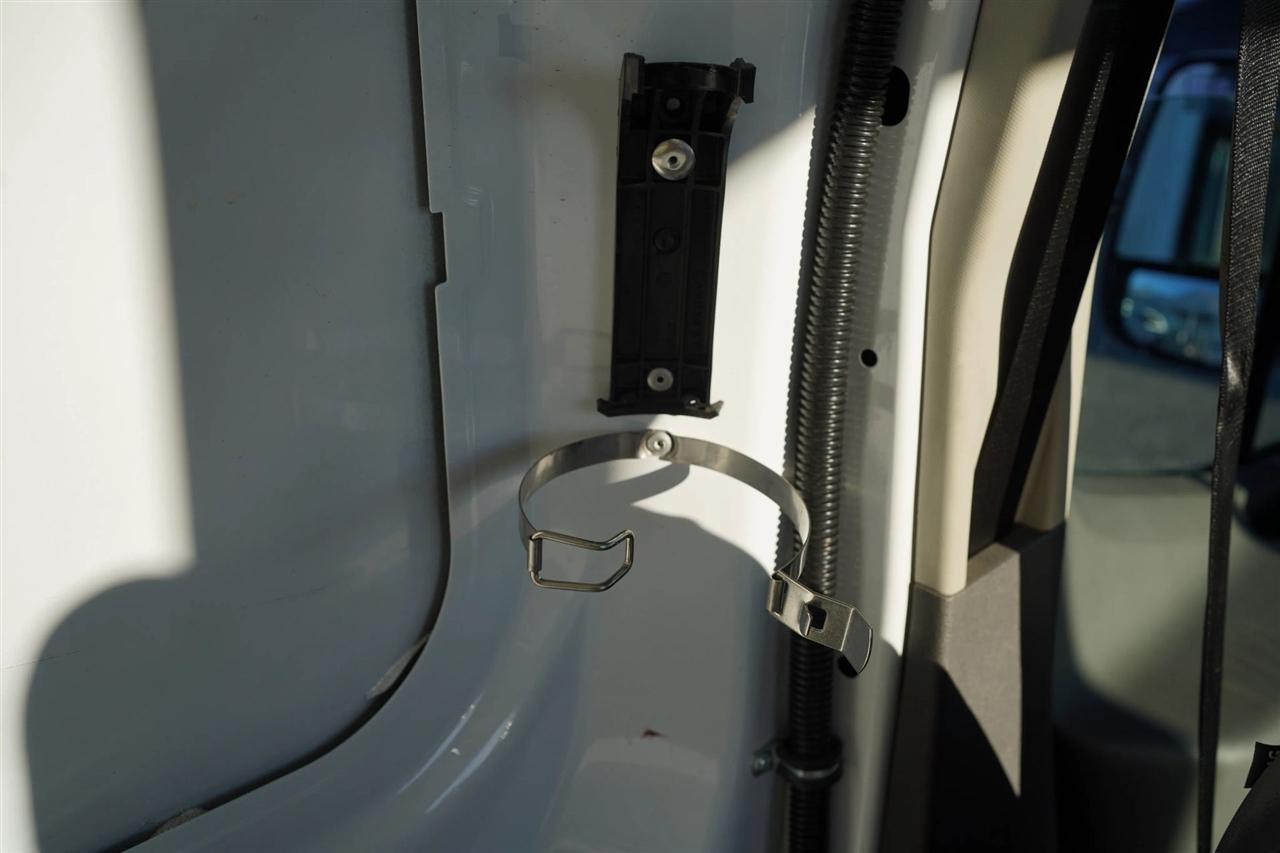 Ford Transit 250 Van Med. Roof w/Sliding Pass. 130-in. WB 2021