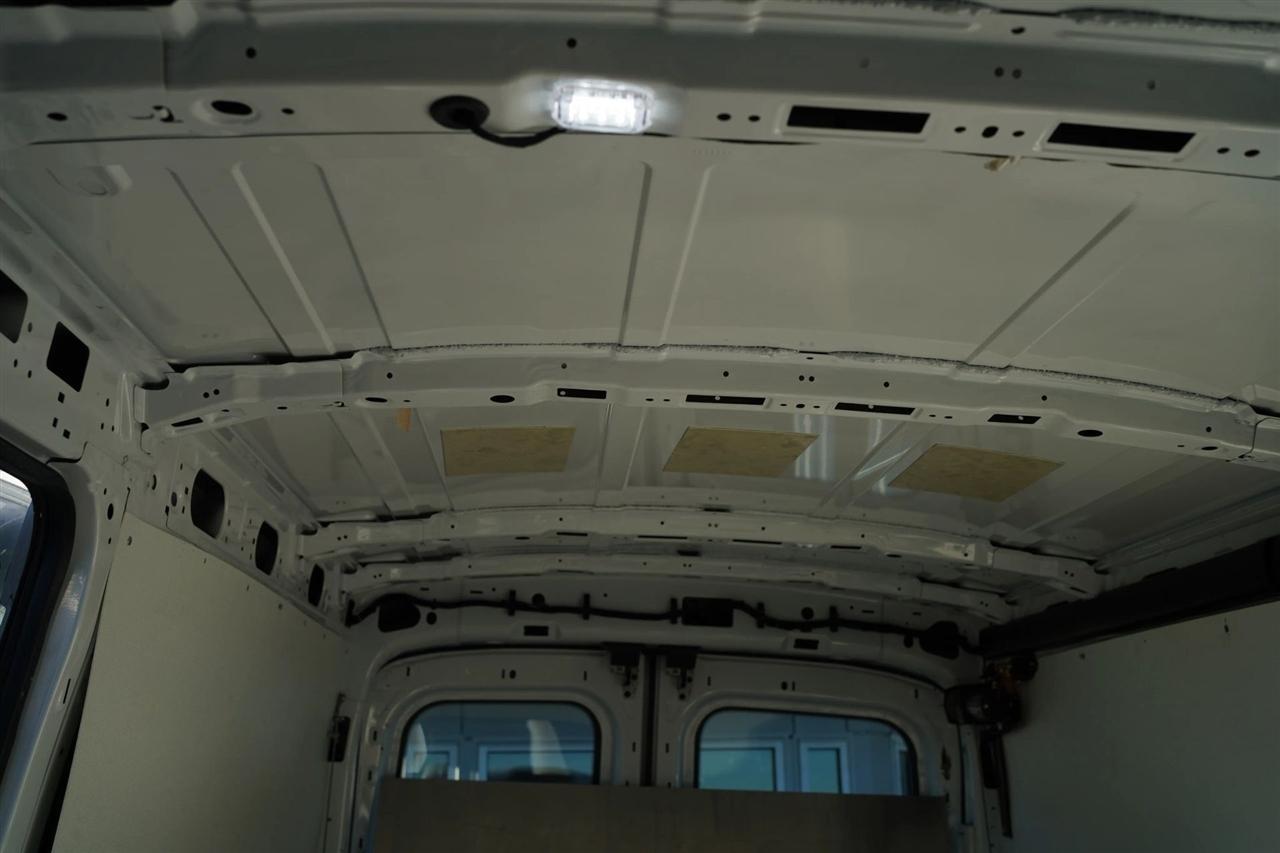 Ford Transit 250 Van Med. Roof w/Sliding Pass. 130-in. WB 2021
