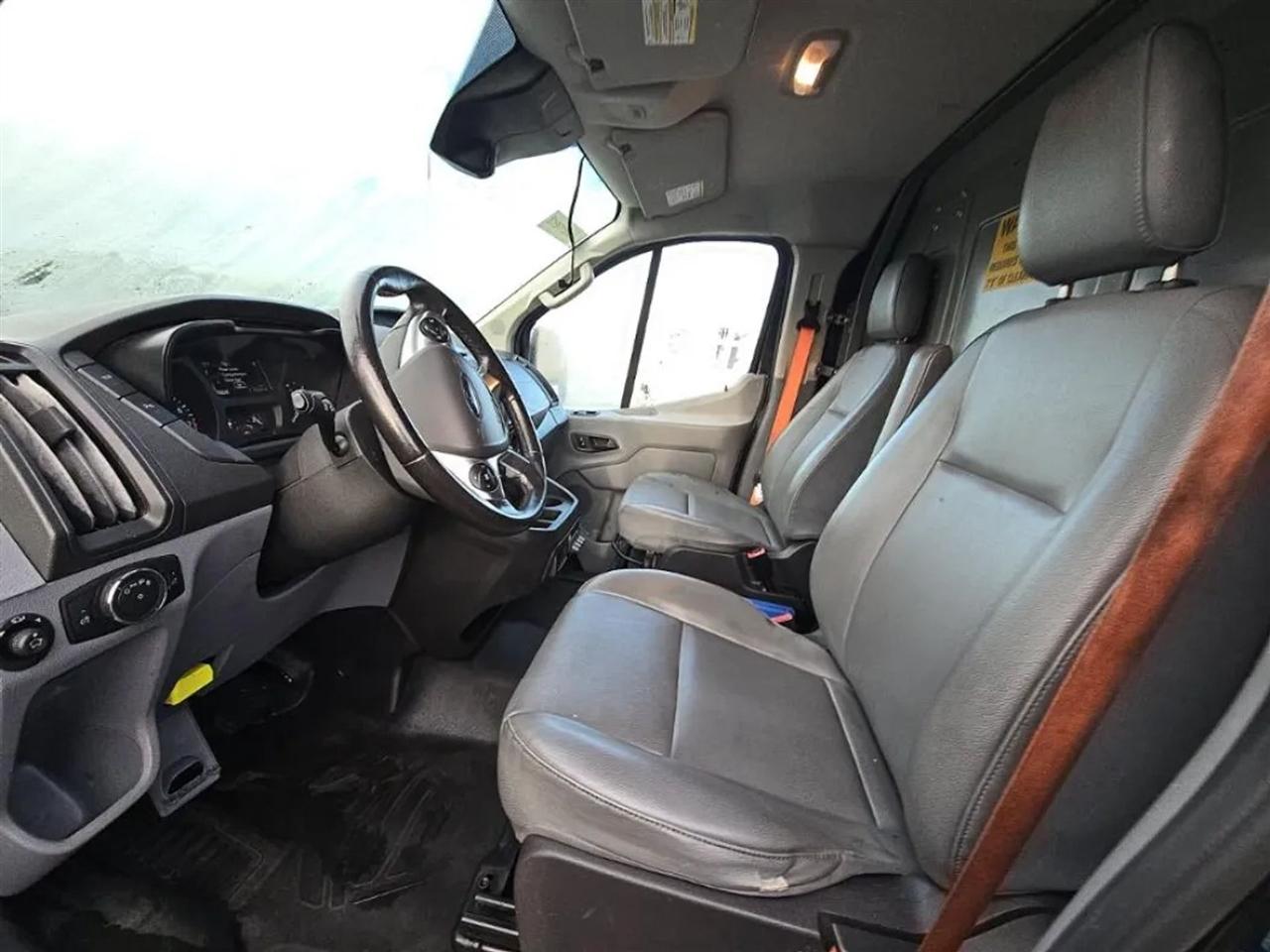 Ford Transit 150 Van Low Roof w/Sliding Pass. 130-in. WB 2019
