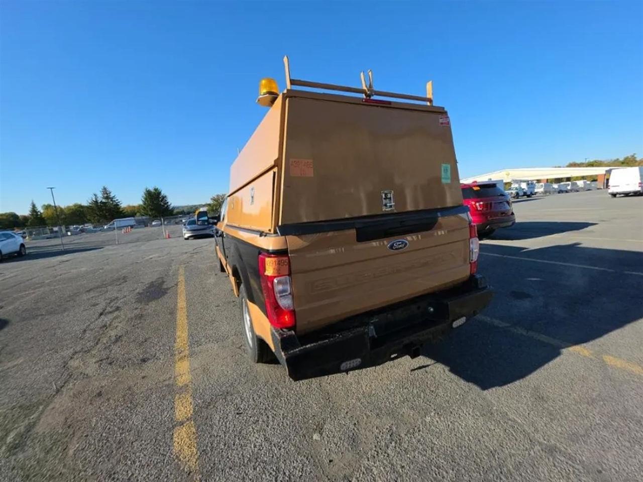 Ford F-350 SD XL Crew Cab 2WD 2021