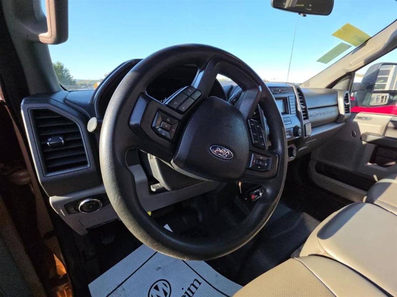 Ford F-350 SD XL Crew Cab 2WD 2021