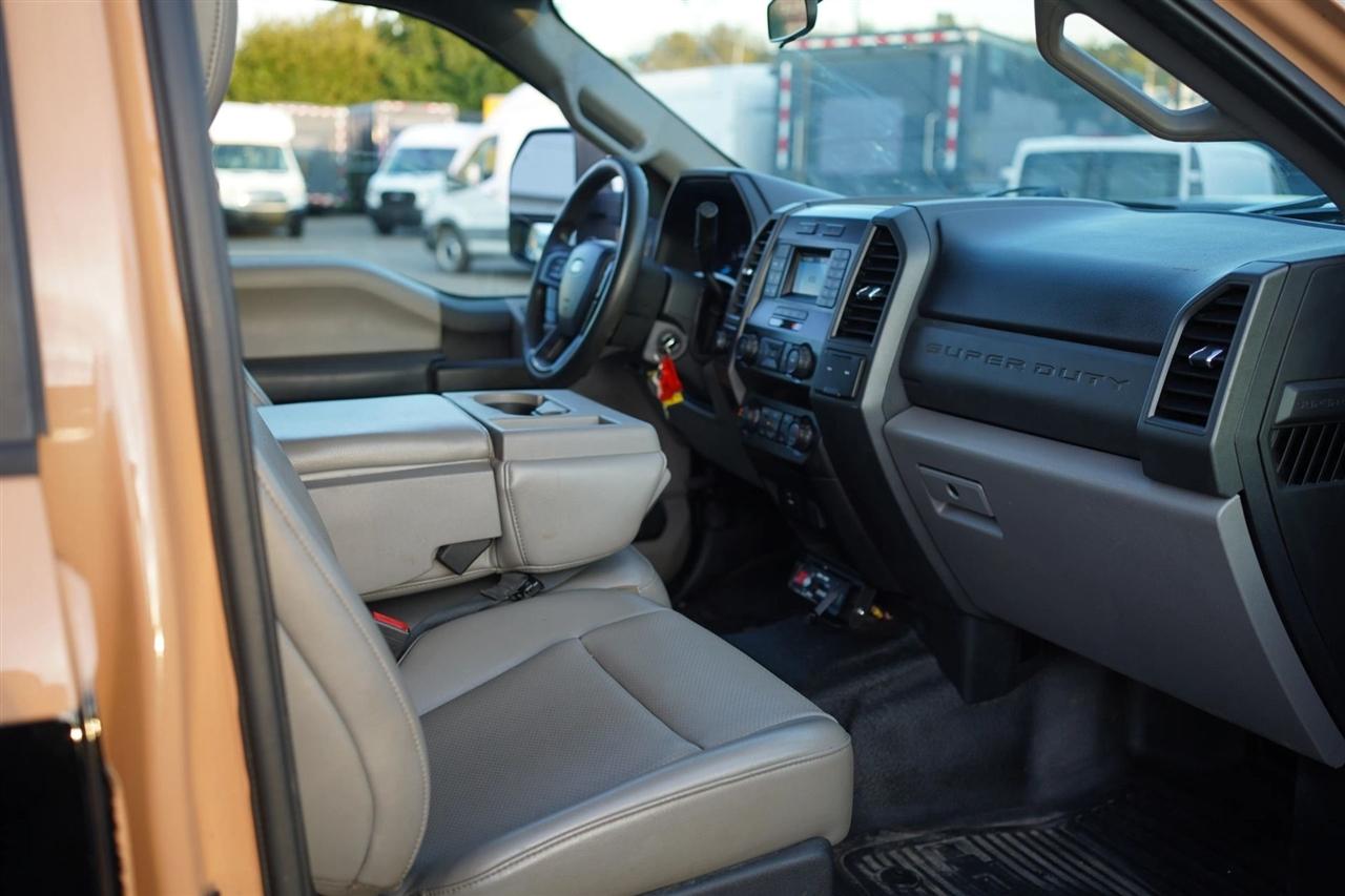 Ford F-350 SD XL Crew Cab 2WD 2021