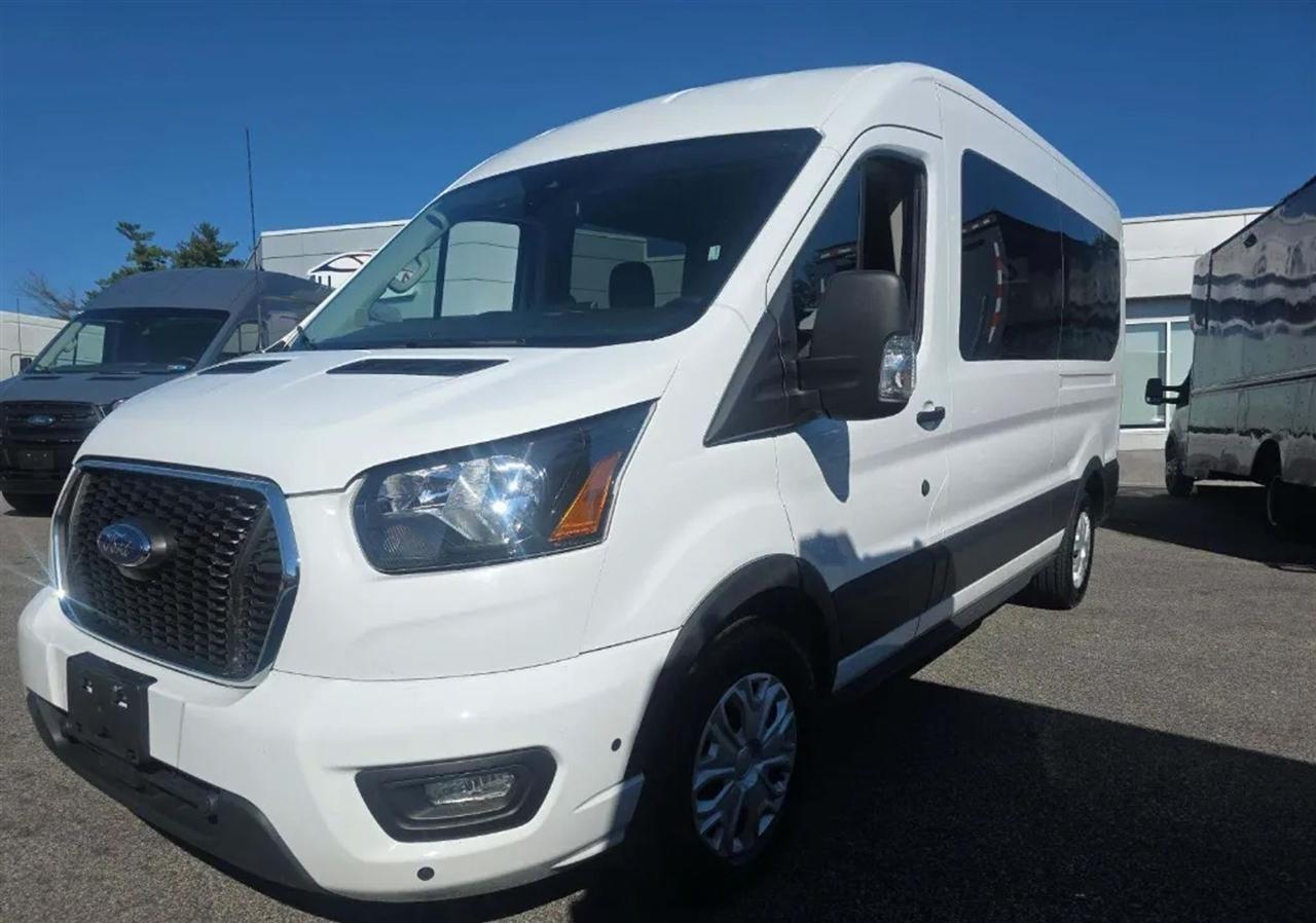 Ford Transit 350 Wagon Med. Roof XL w/Sliding Pass. 148-in. WB 2025