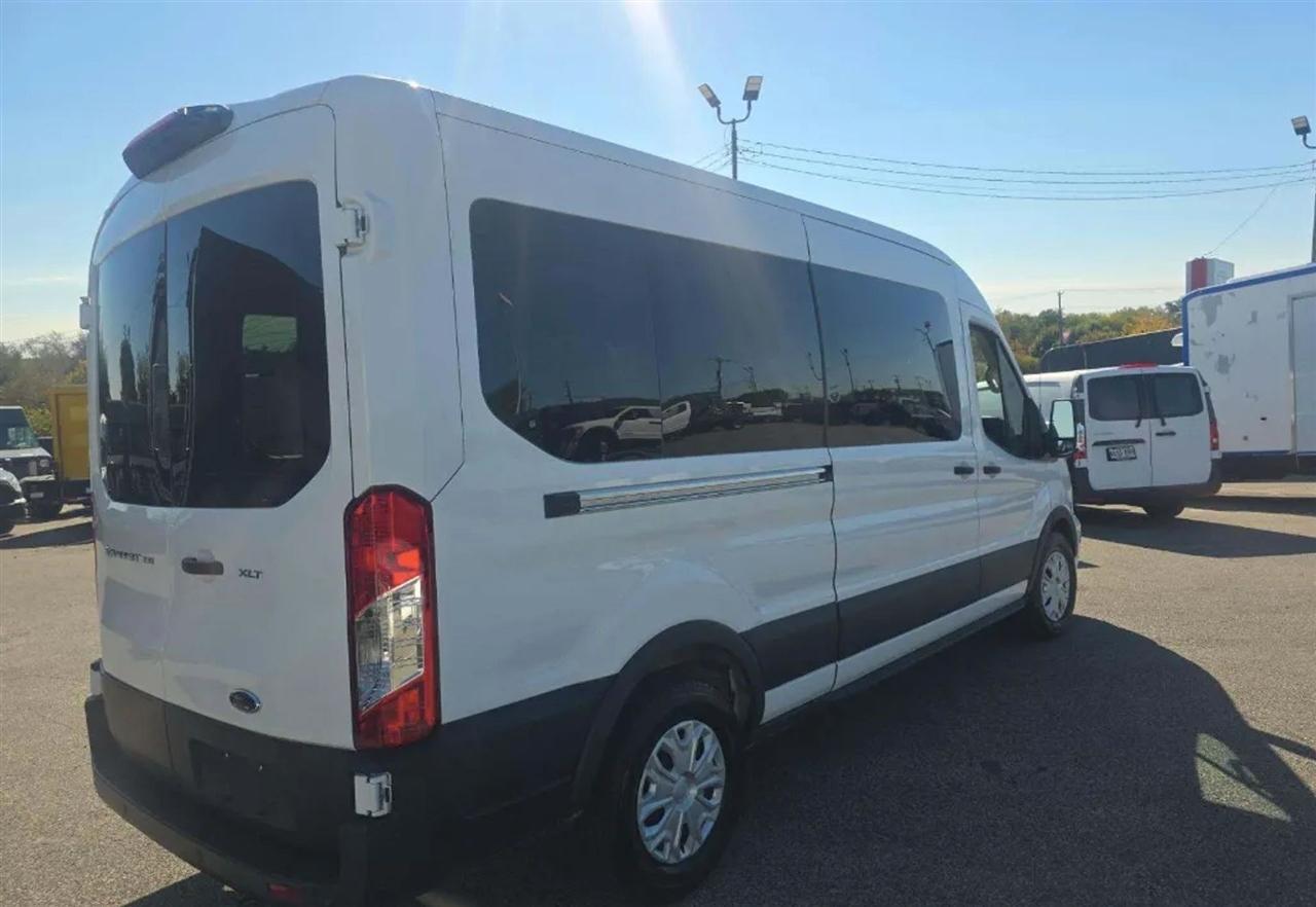 Ford Transit 350 Wagon Med. Roof XL w/Sliding Pass. 148-in. WB 2025