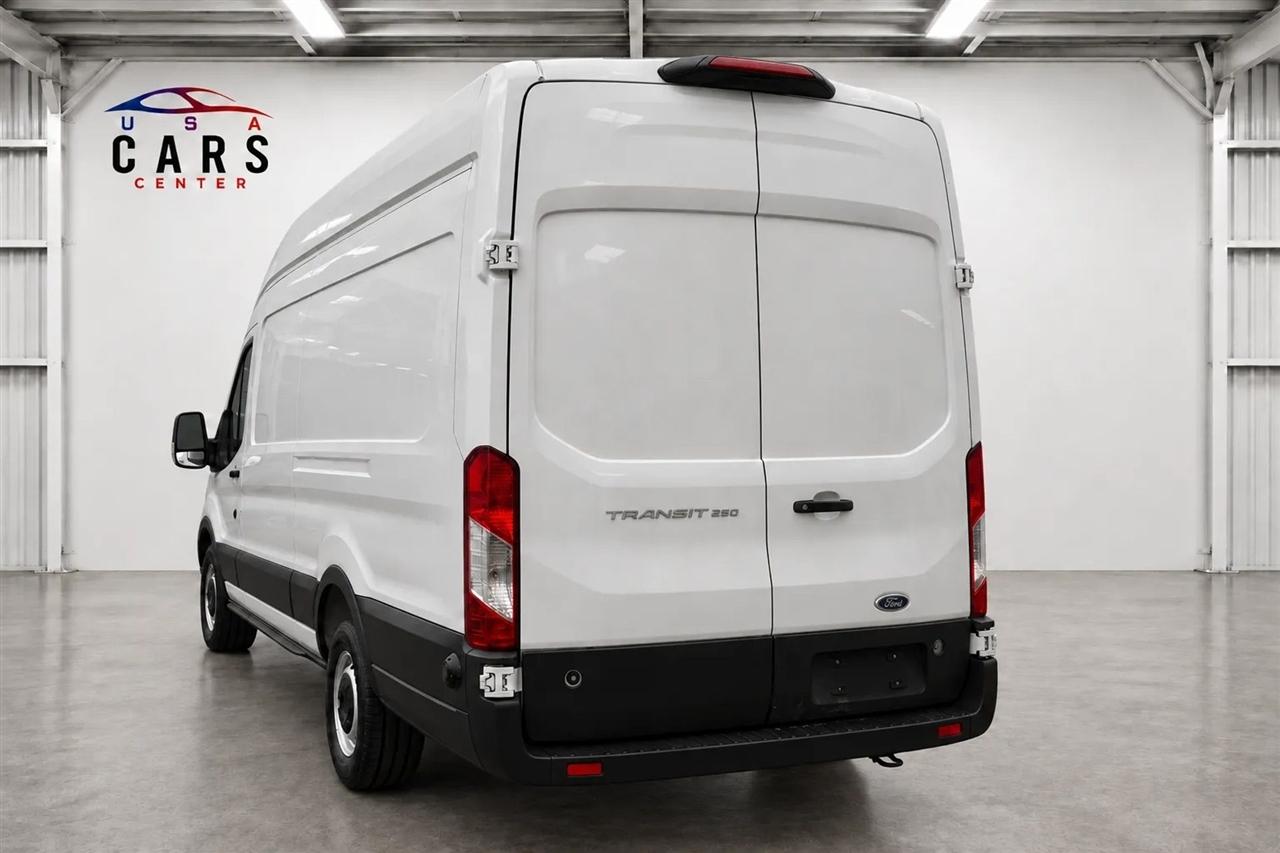 Ford Transit 250 Van High Roof w/Sliding Pass. 148-in. WB EL 2025