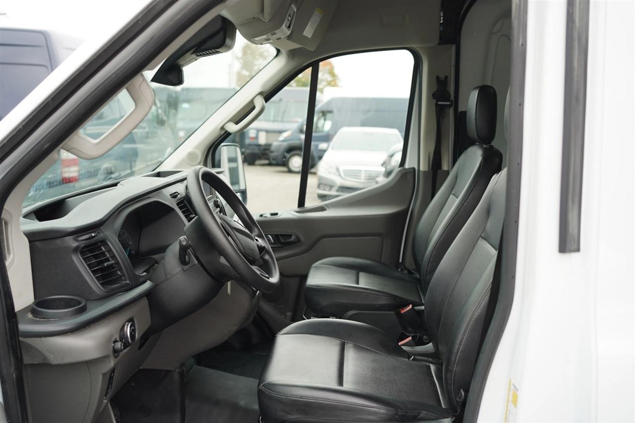 Ford Transit 250 Van High Roof w/Sliding Pass. 148-in. WB EL 2025