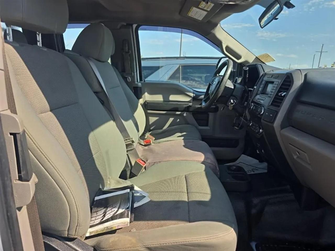 Ford F-350 SD XL SuperCab Long Bed DRW 4WD 2019