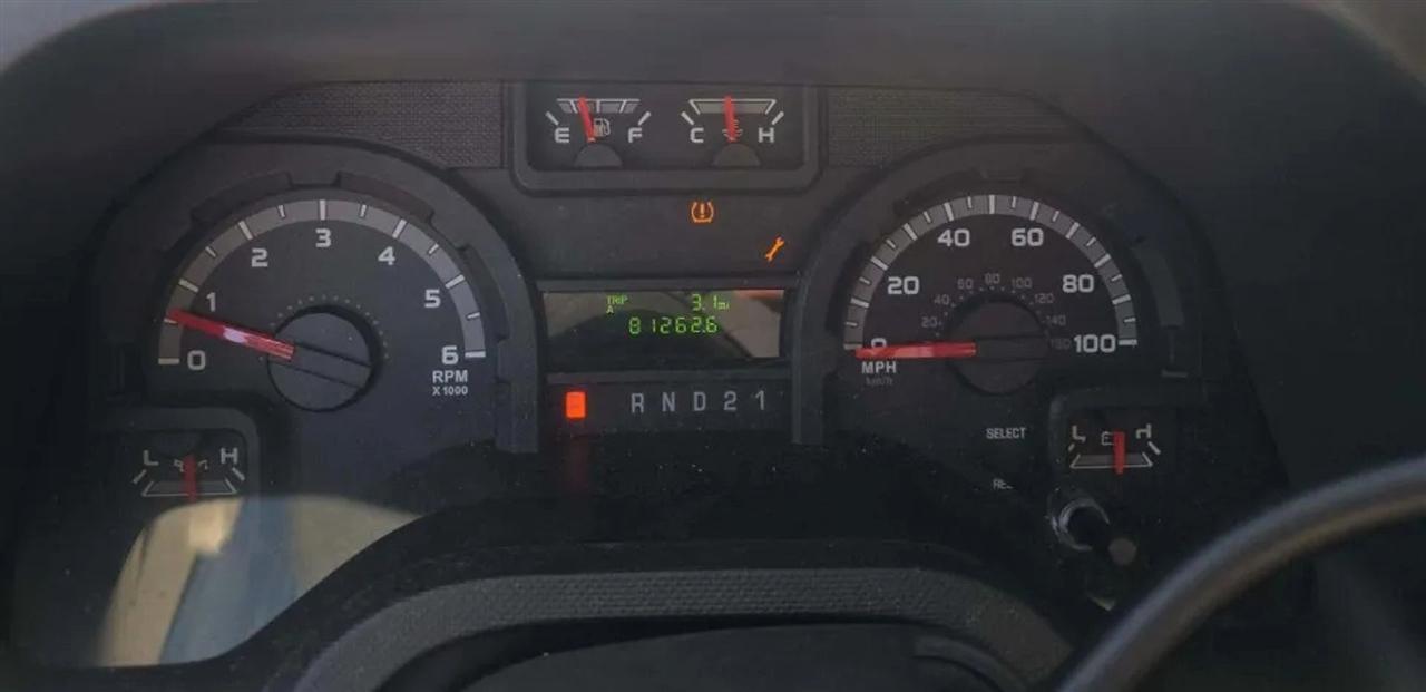 Ford Econoline E-350 Super Duty Extended 2012
