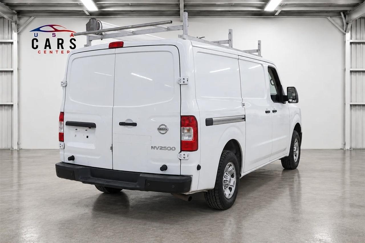 Nissan NV Cargo 2500 HD SV V6 2020