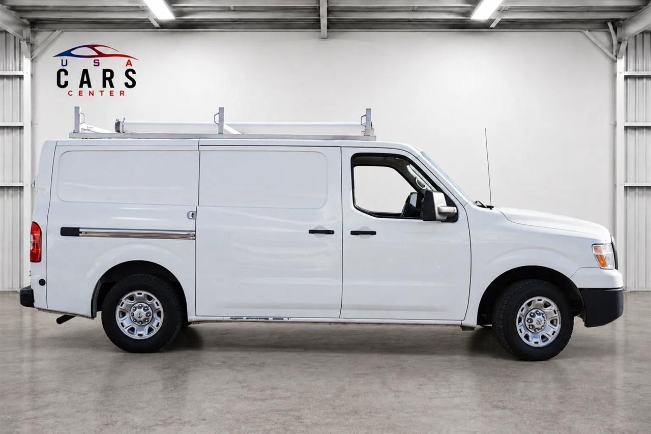 Nissan NV Cargo 2500 HD SV V6 2020