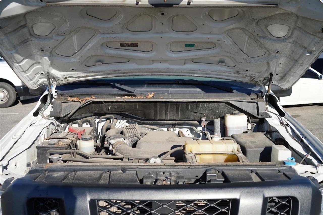 Nissan NV Cargo 2500 HD SV V6 2020