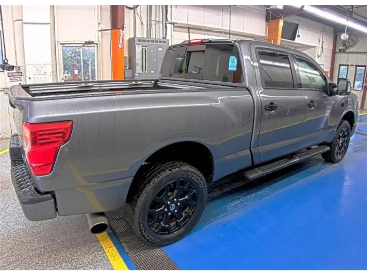 Nissan Titan XD PRO-4X Crew Cab 4WD Diesel 2018
